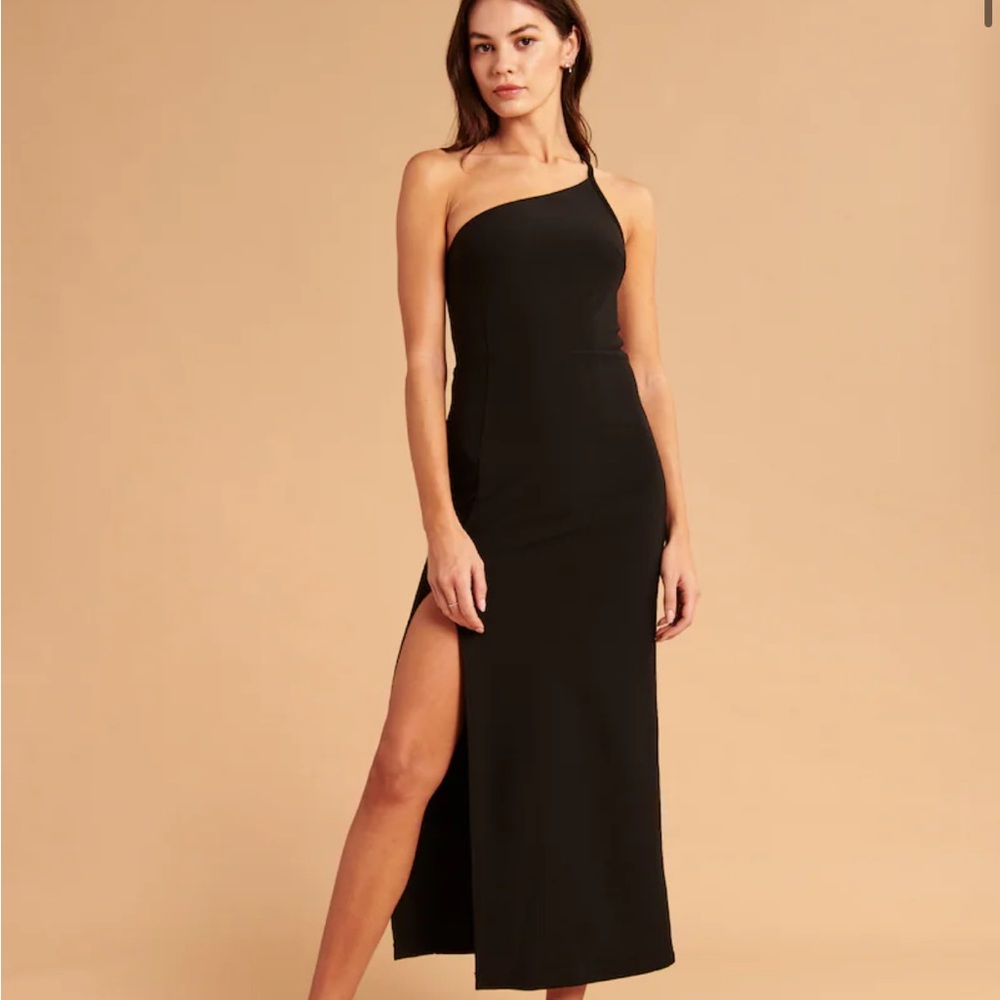AF Asymmetrical One-Shoulder Maxi Dress